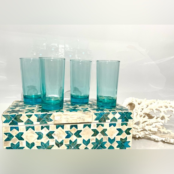 Aqua Blue Glass Tumblers / Tropical Cocktail Glasses Set of 4 - Picture 10 of 12